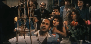 The Strategy of the Snail, a 1993 film: ingenuity and dignity in the face of eviction